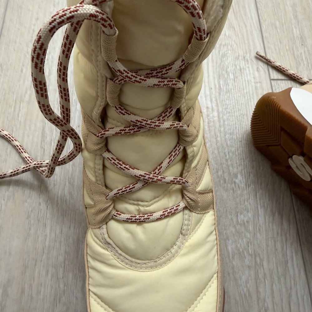 Sorel Waterproof Winter Boots Women’s Size 11 – Cream/Tan – Like New - Picture 11 of 11